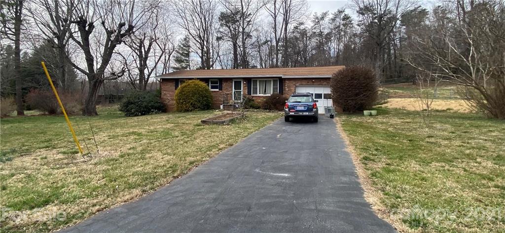15 Sunset Drive Swannanoa NC 28778