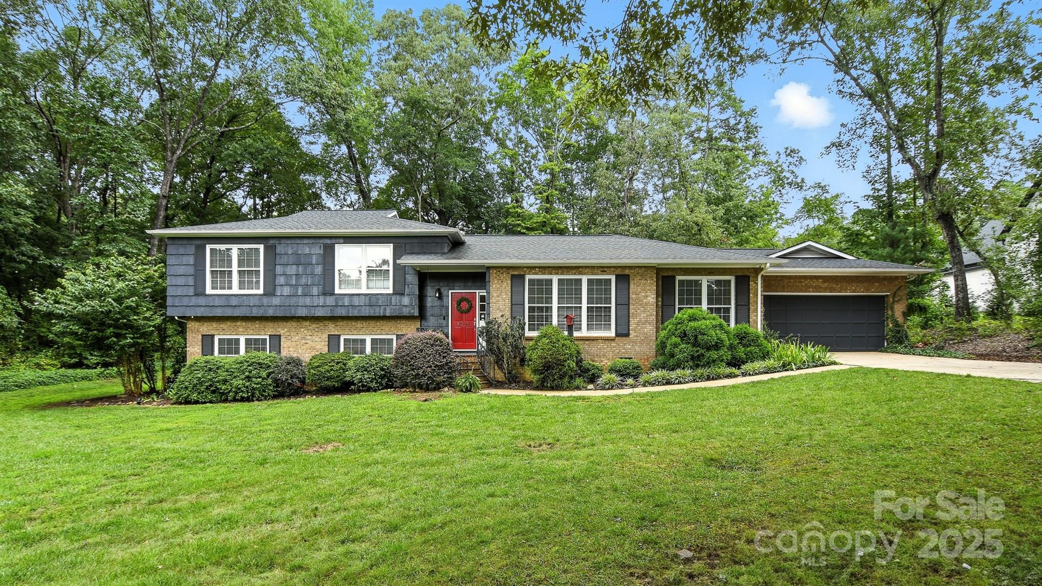 4035 Wandering Lane NE Hickory NC 28601