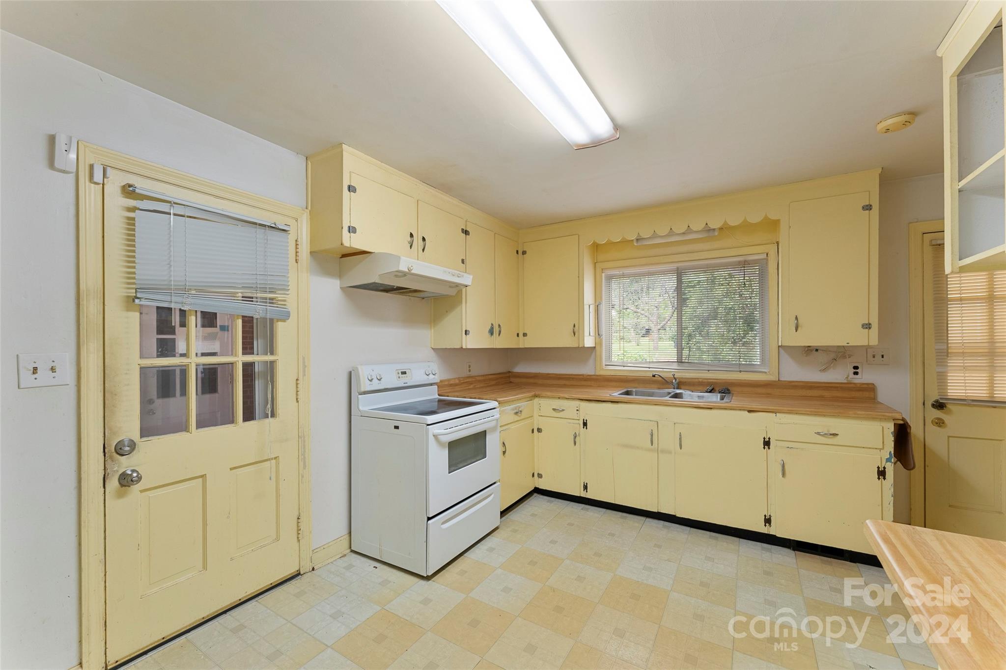 300 Kenilworth Road Asheville NC 28803