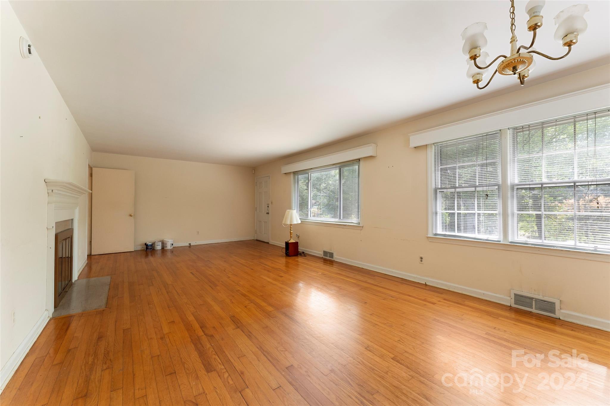 300 Kenilworth Road Asheville NC 28803