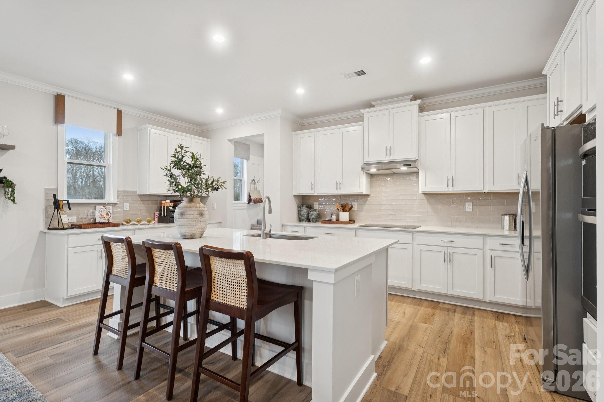 208 E Warfield Drive Mooresville NC 28115