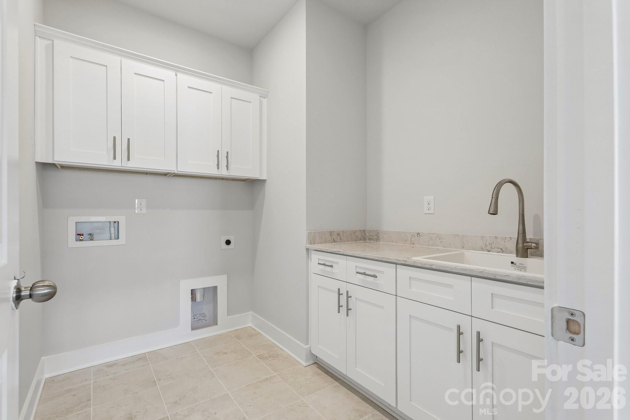 208 E Warfield Drive Mooresville NC 28115