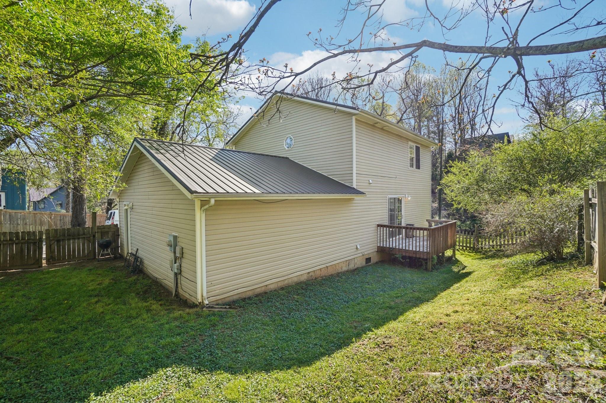 153 Hudson Street Asheville NC 28806