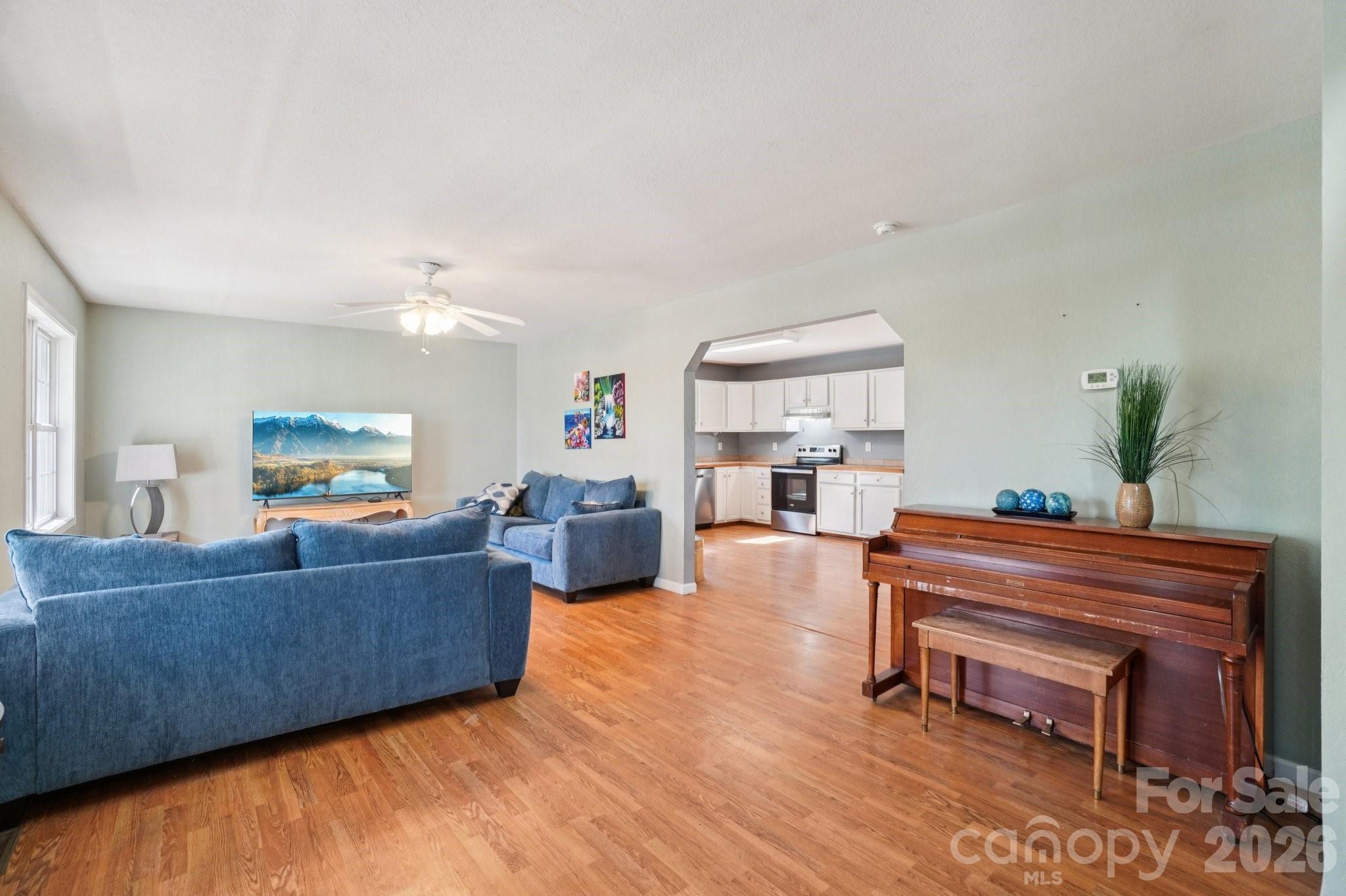 153 Hudson Street Asheville NC 28806