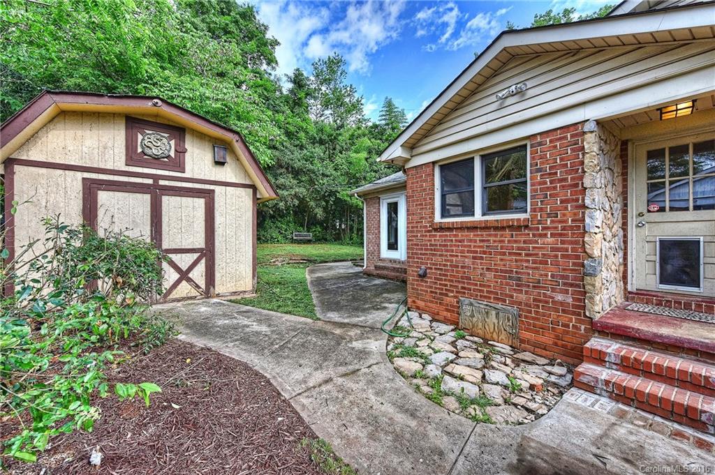 1163 Brighton Place Charlotte NC 28205