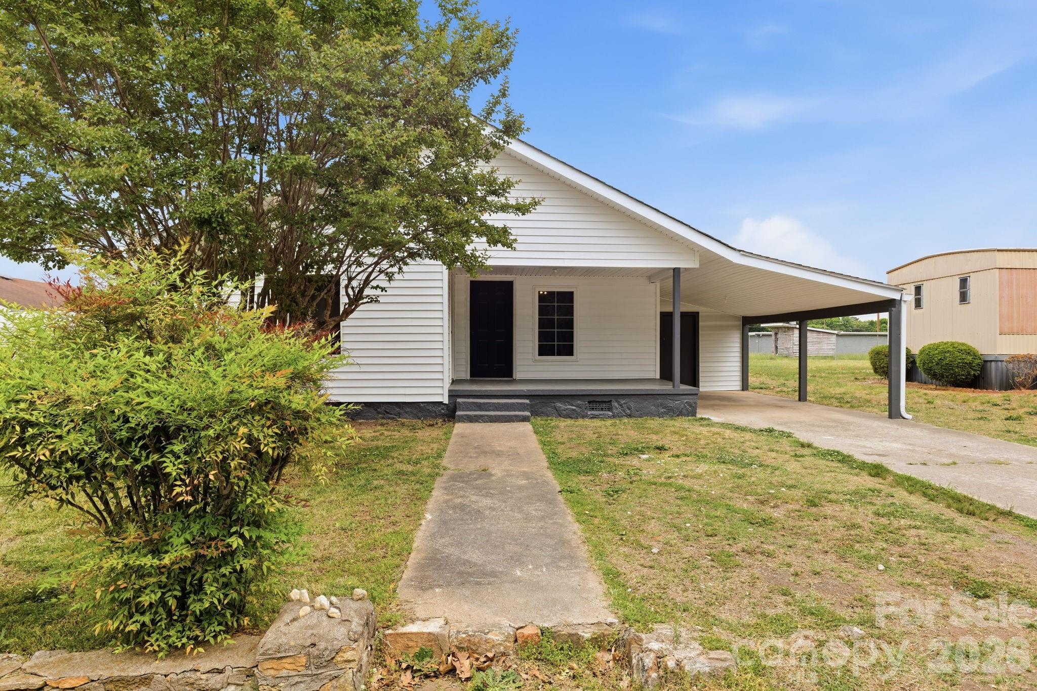 3620 2nd Avenue SW Hickory NC 28602