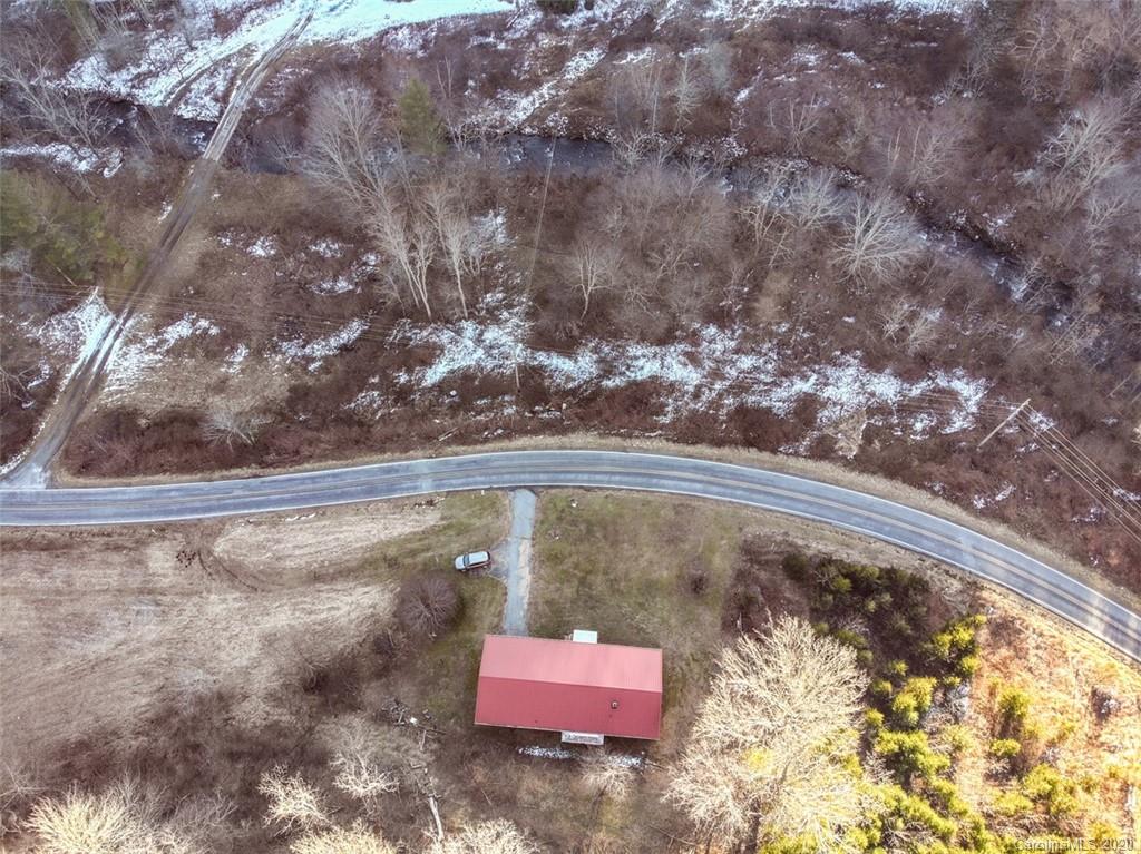652 Roaring Creek Road Newland NC 28657