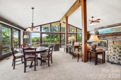 3 Greenbriar Woods Circle Etowah NC 28729