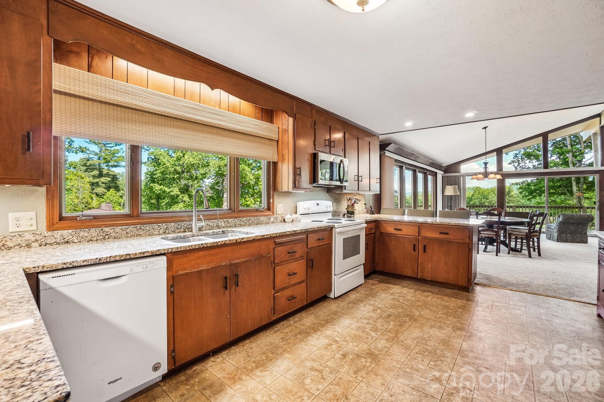 3 Greenbriar Woods Circle Etowah NC 28729