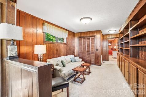 3 Greenbriar Woods Circle Etowah NC 28729