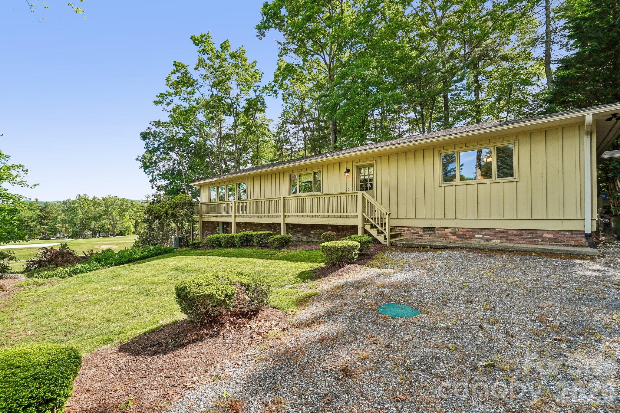 3 Greenbriar Woods Circle Etowah NC 28729