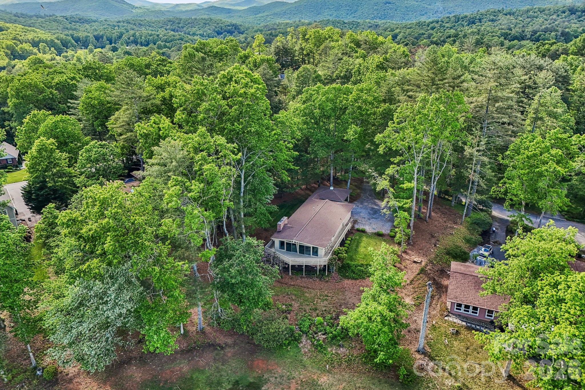 3 Greenbriar Woods Circle Etowah NC 28729