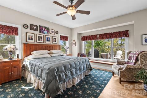 1103 River Ridge Way Lenoir NC 28645