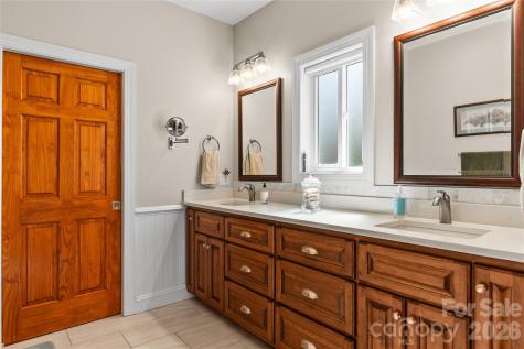 1103 River Ridge Way Lenoir NC 28645
