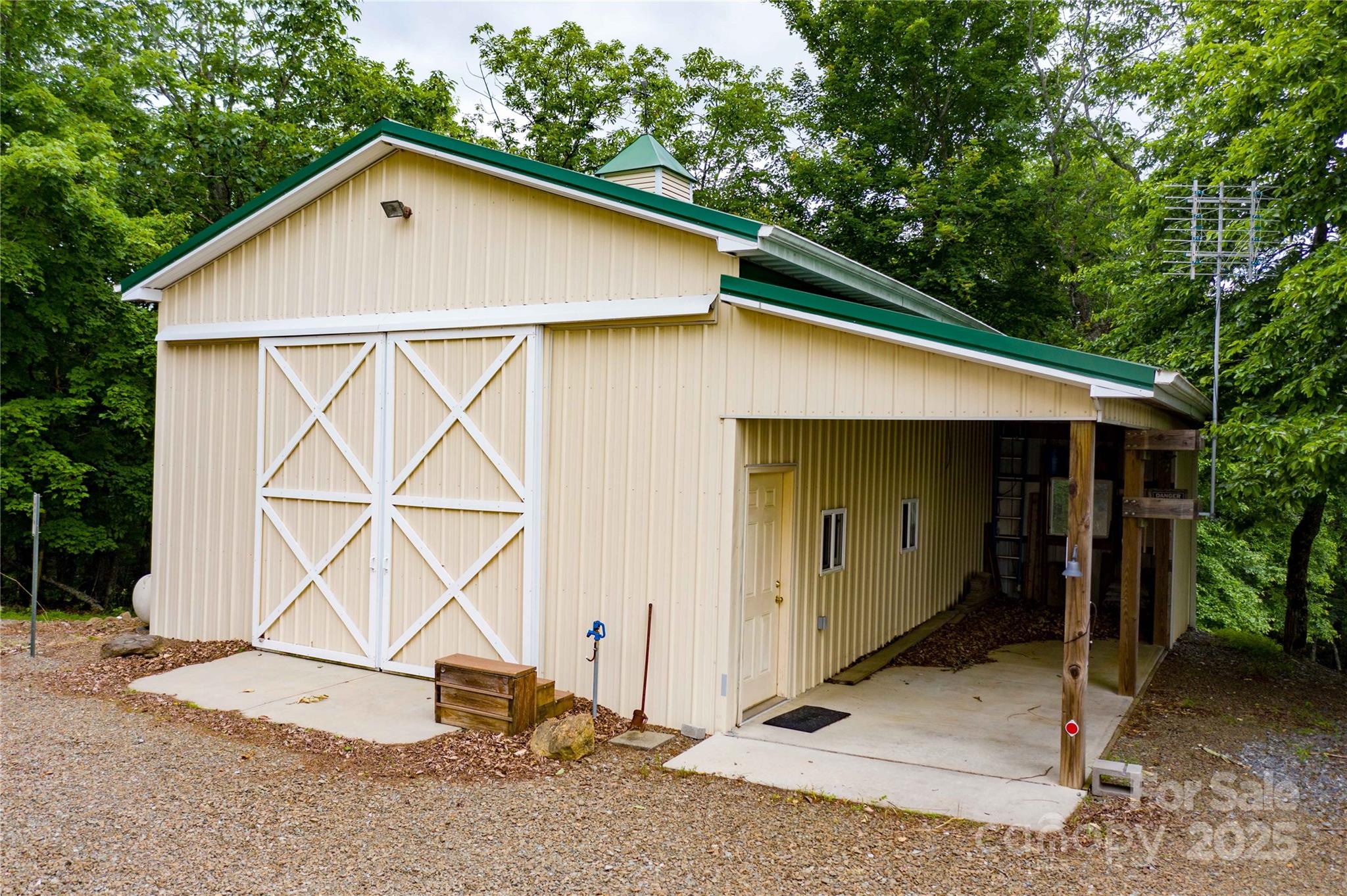 1053 Rich Hill Mountain Road Glade Valley NC 28627