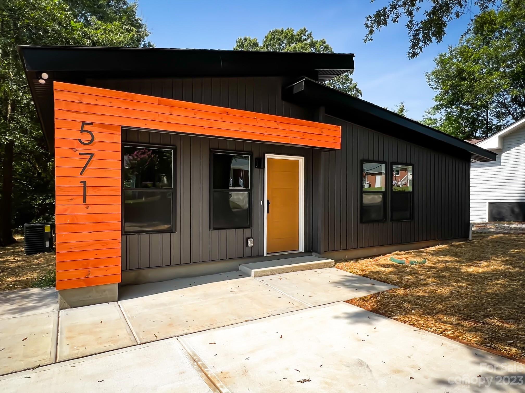 571 Buford Street NW Concord NC 28025