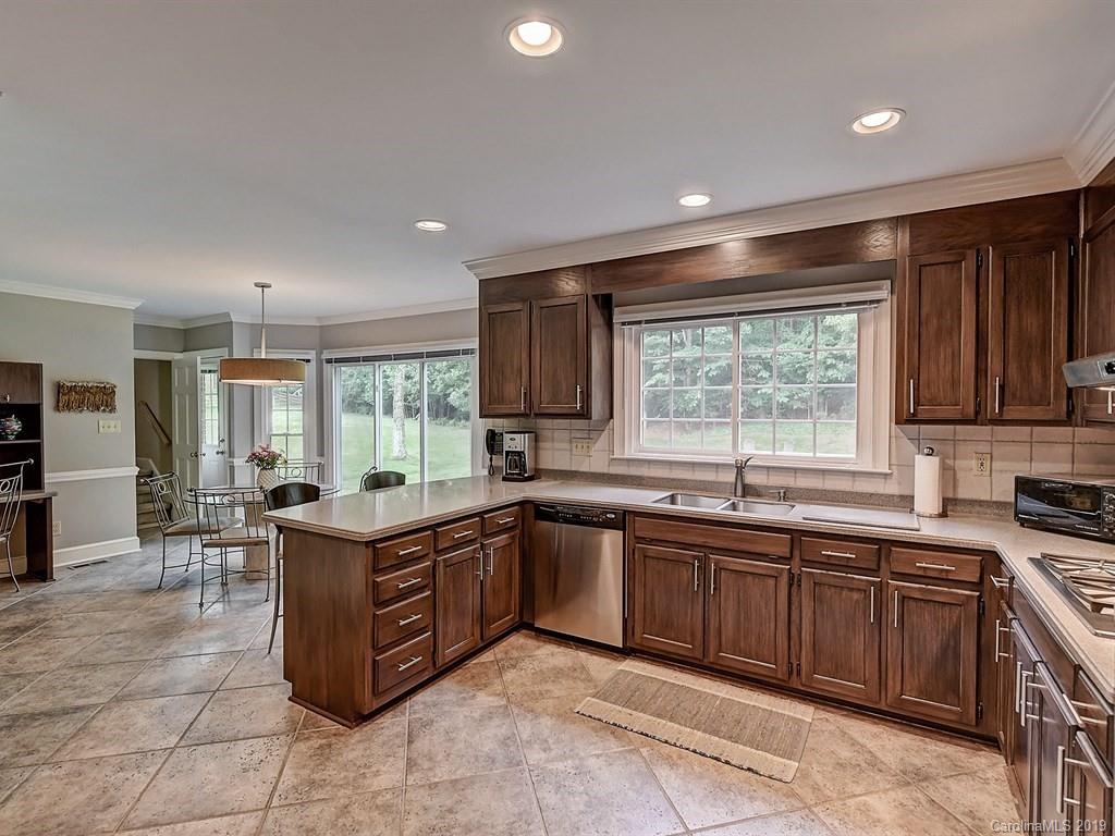 7324 Westcott Terrace Charlotte NC 28270