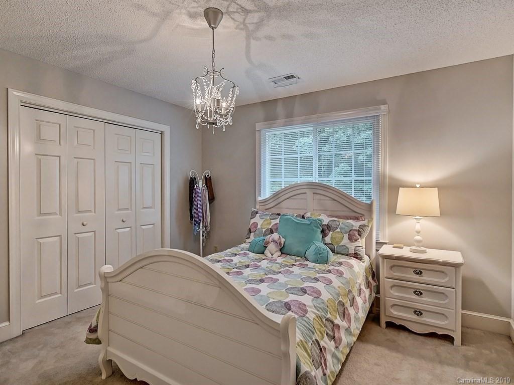 7324 Westcott Terrace Charlotte NC 28270