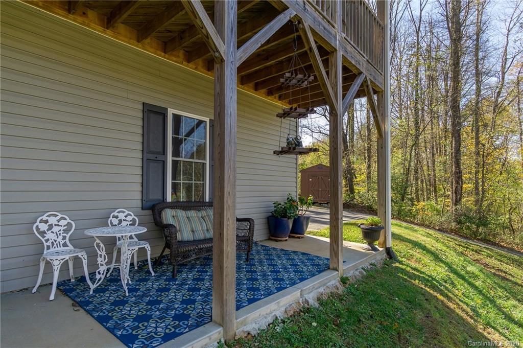 34 Stately Oak Way Swannanoa NC 28778