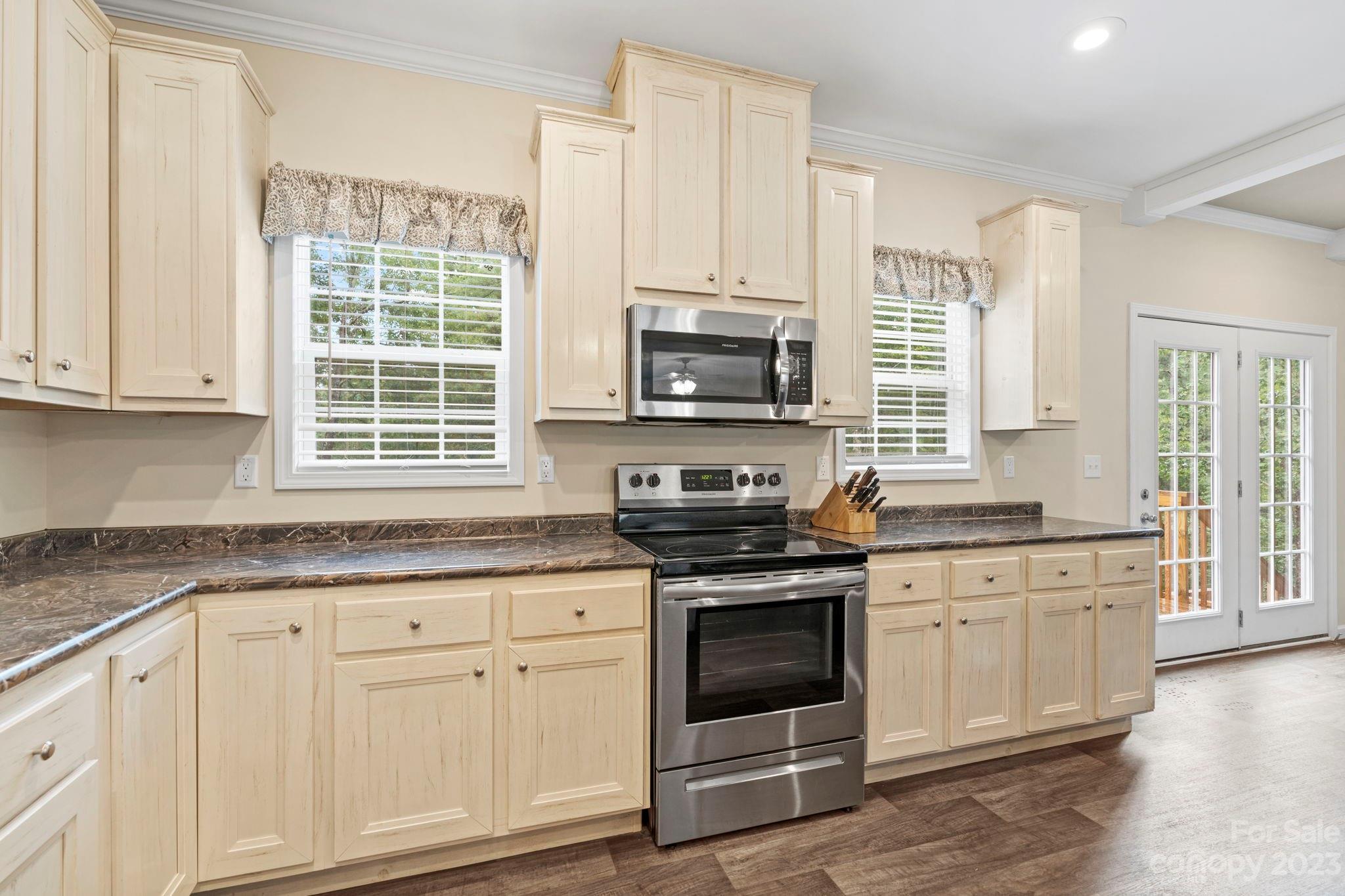 80 Cherie Lane Hendersonville NC 28739