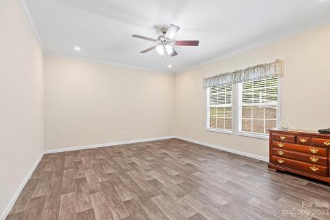 80 Cherie Lane Hendersonville NC 28739