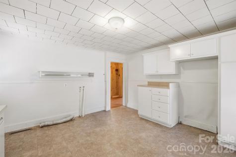 2308 11th Avenue NE Hickory NC 28601