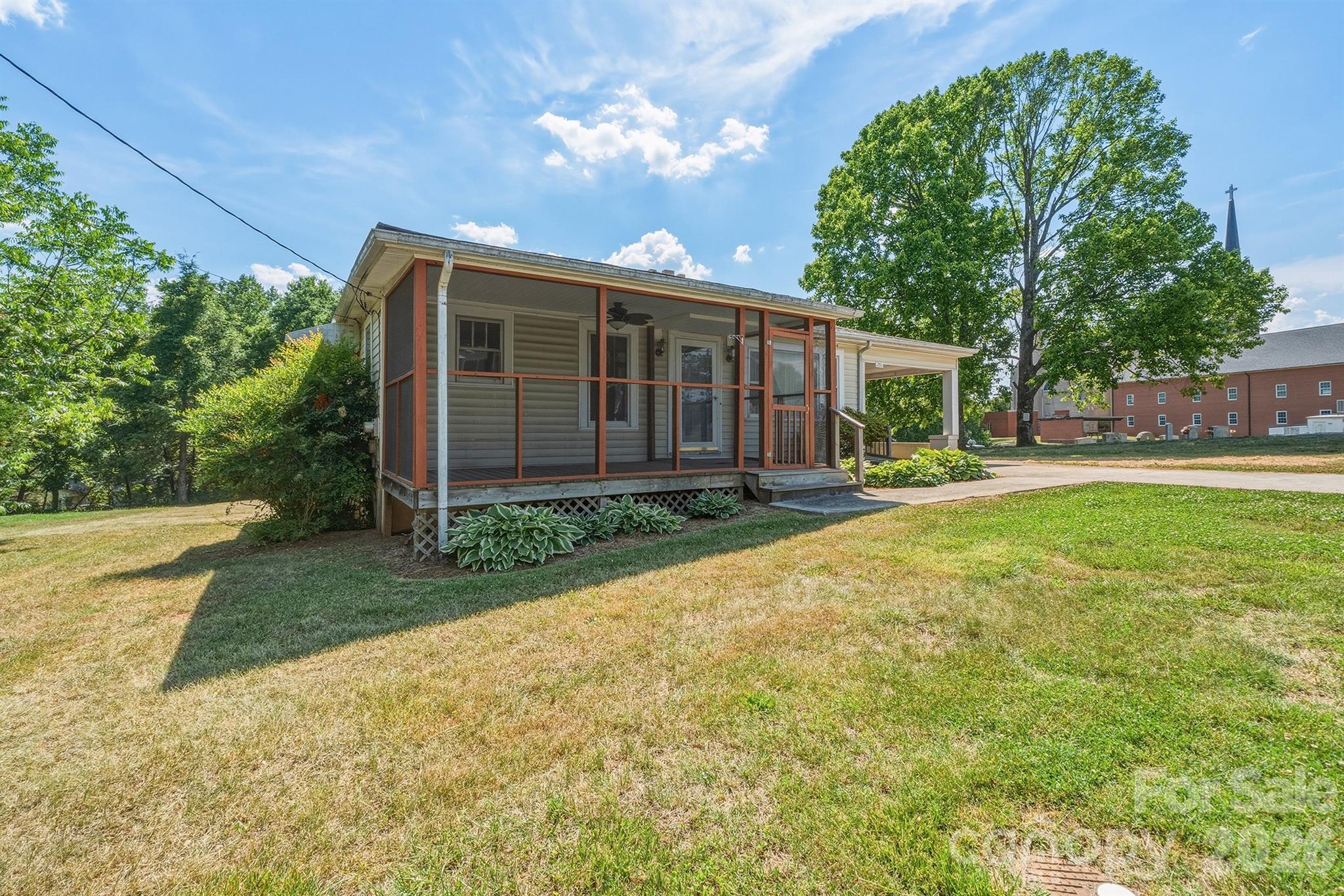 2308 11th Avenue NE Hickory NC 28601