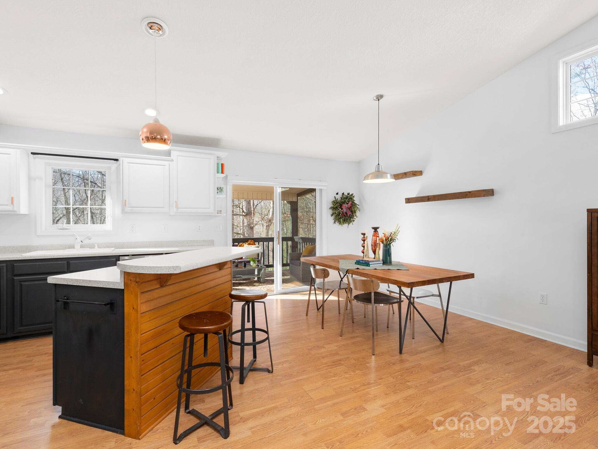 15 Whistle Ridge Road Candler NC 28715