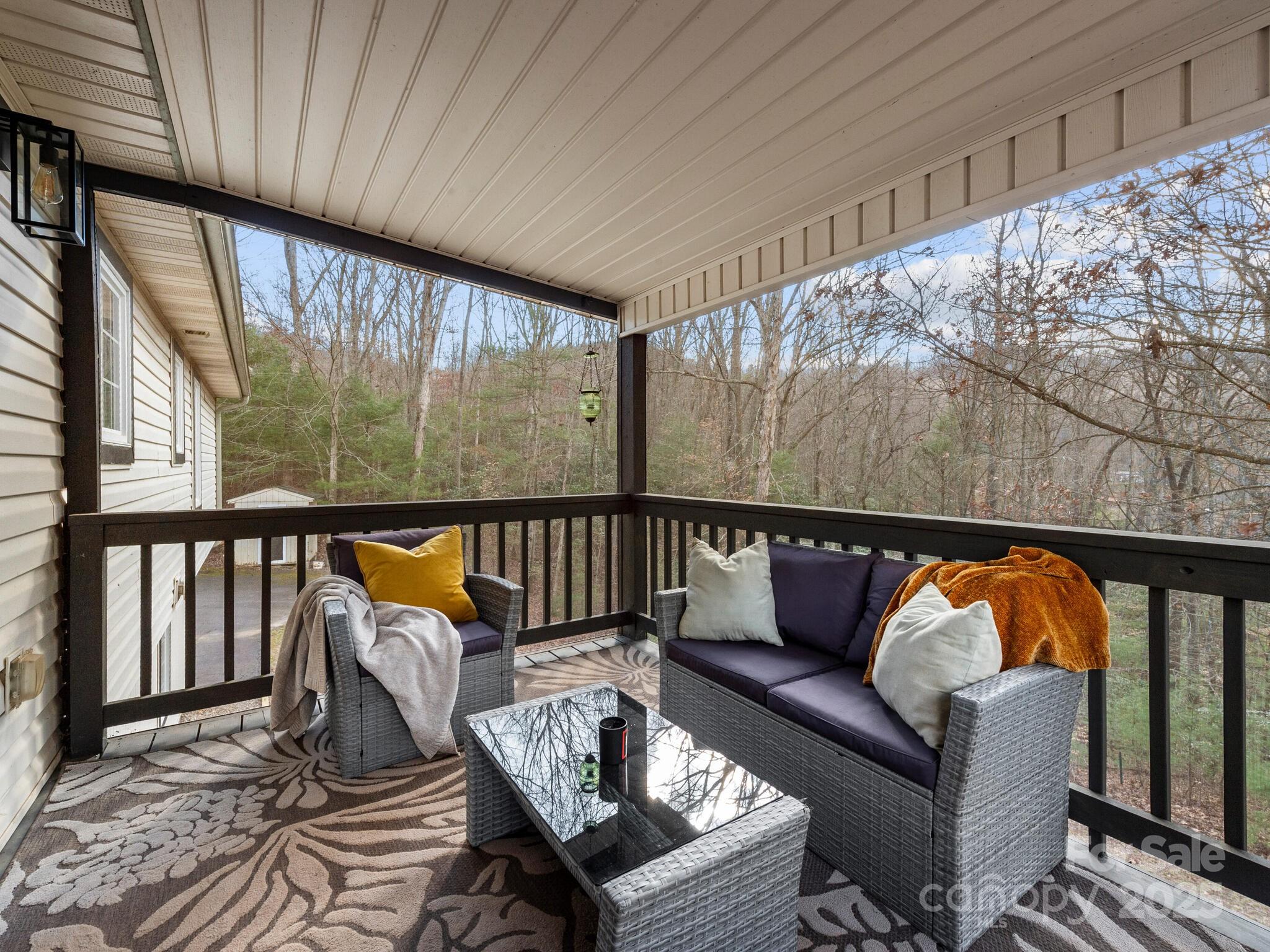 15 Whistle Ridge Road Candler NC 28715