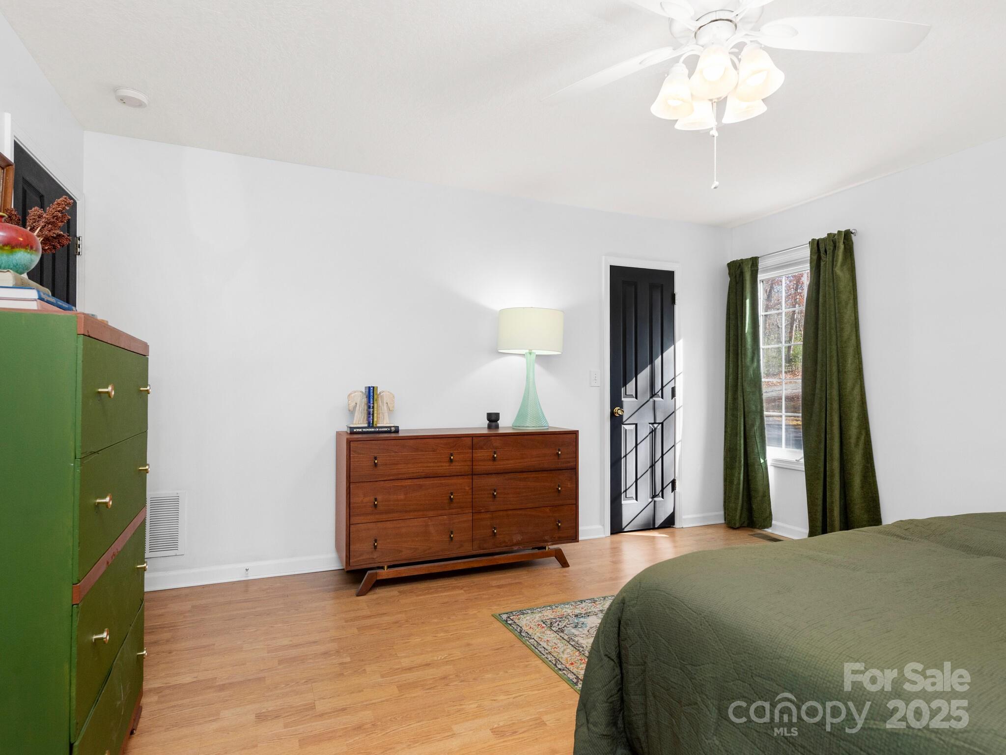 15 Whistle Ridge Road Candler NC 28715