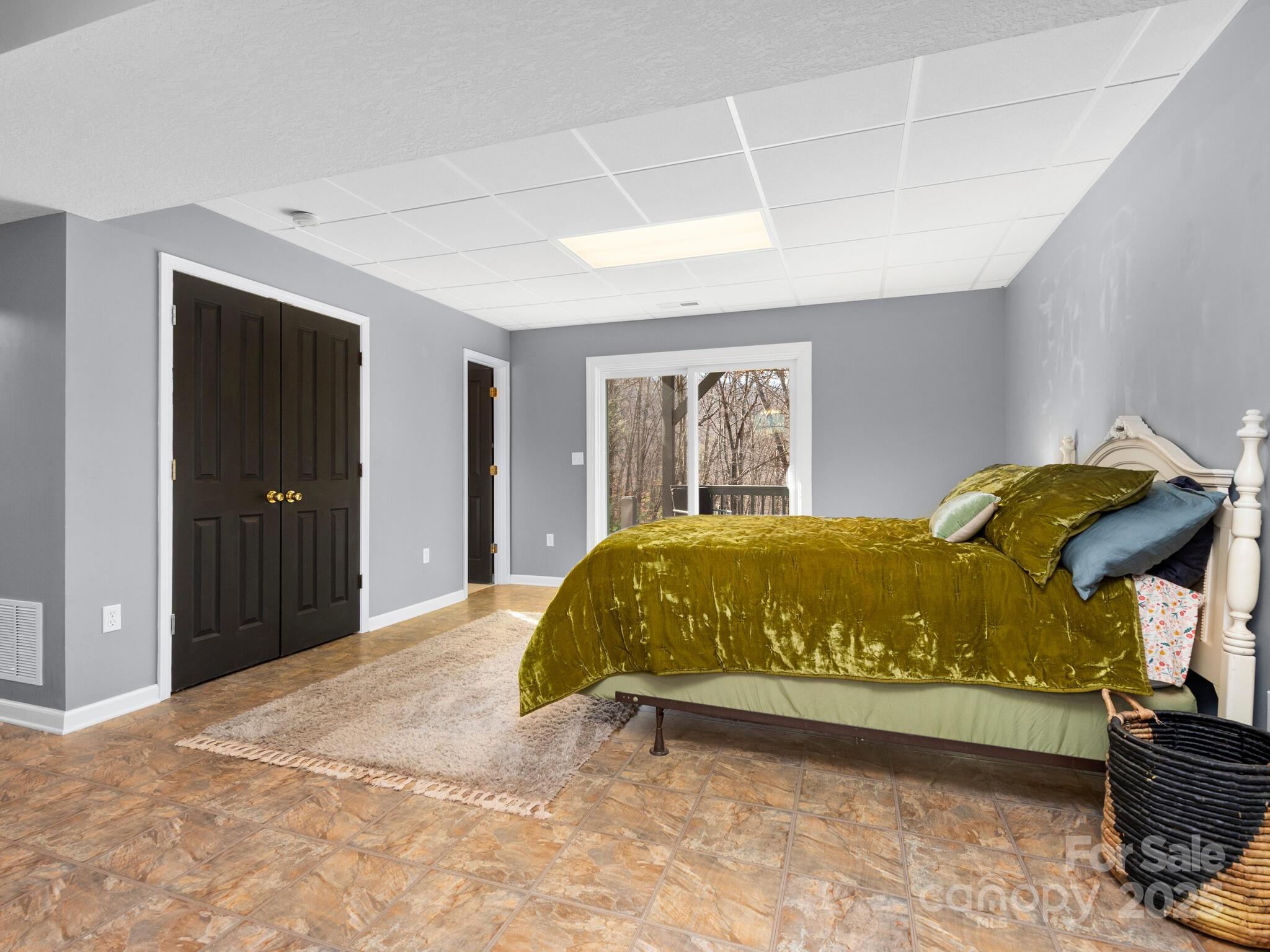 15 Whistle Ridge Road Candler NC 28715