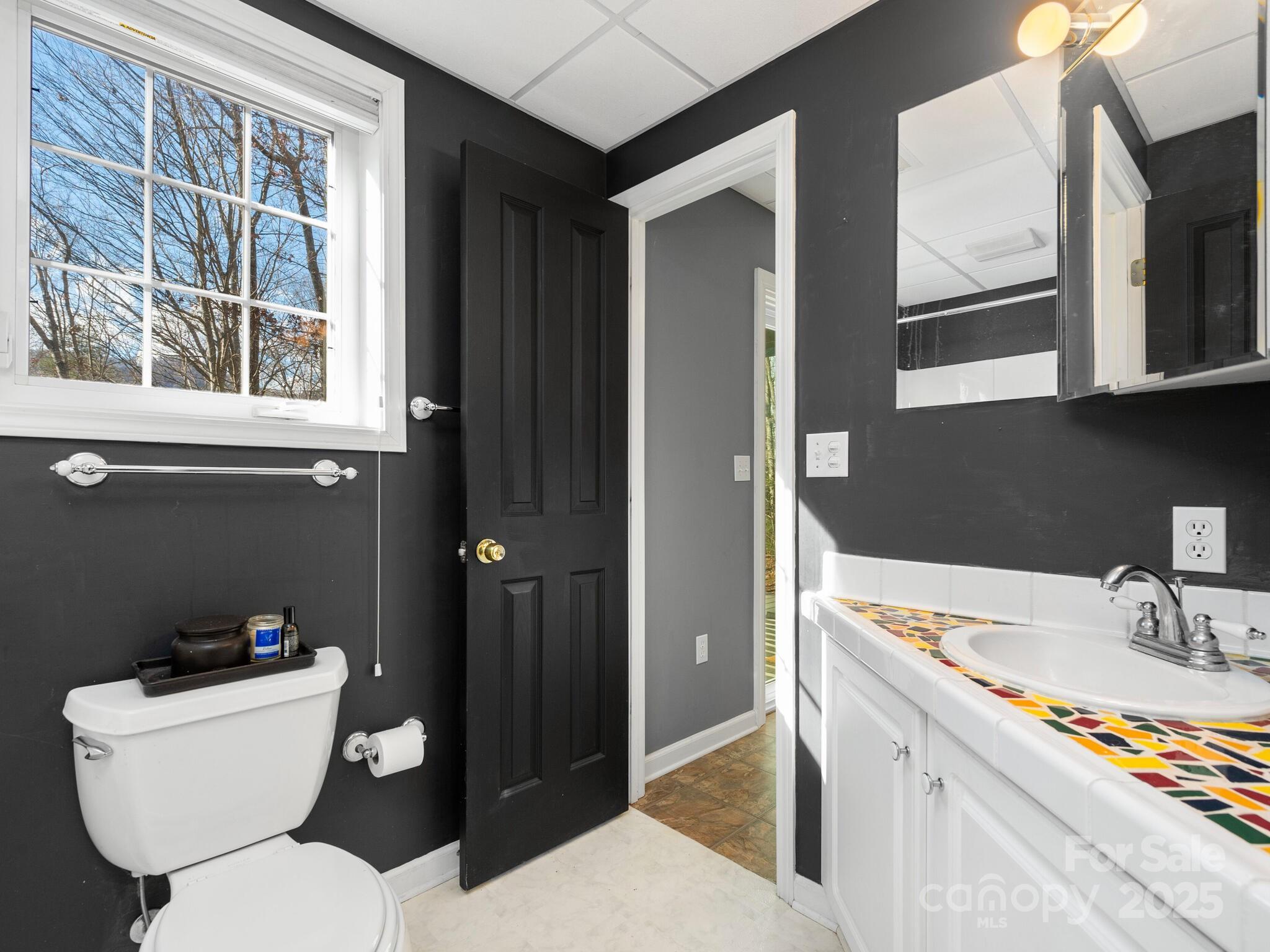 15 Whistle Ridge Road Candler NC 28715