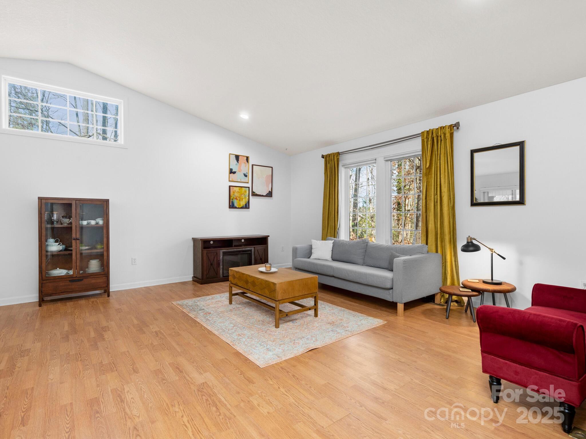 15 Whistle Ridge Road Candler NC 28715