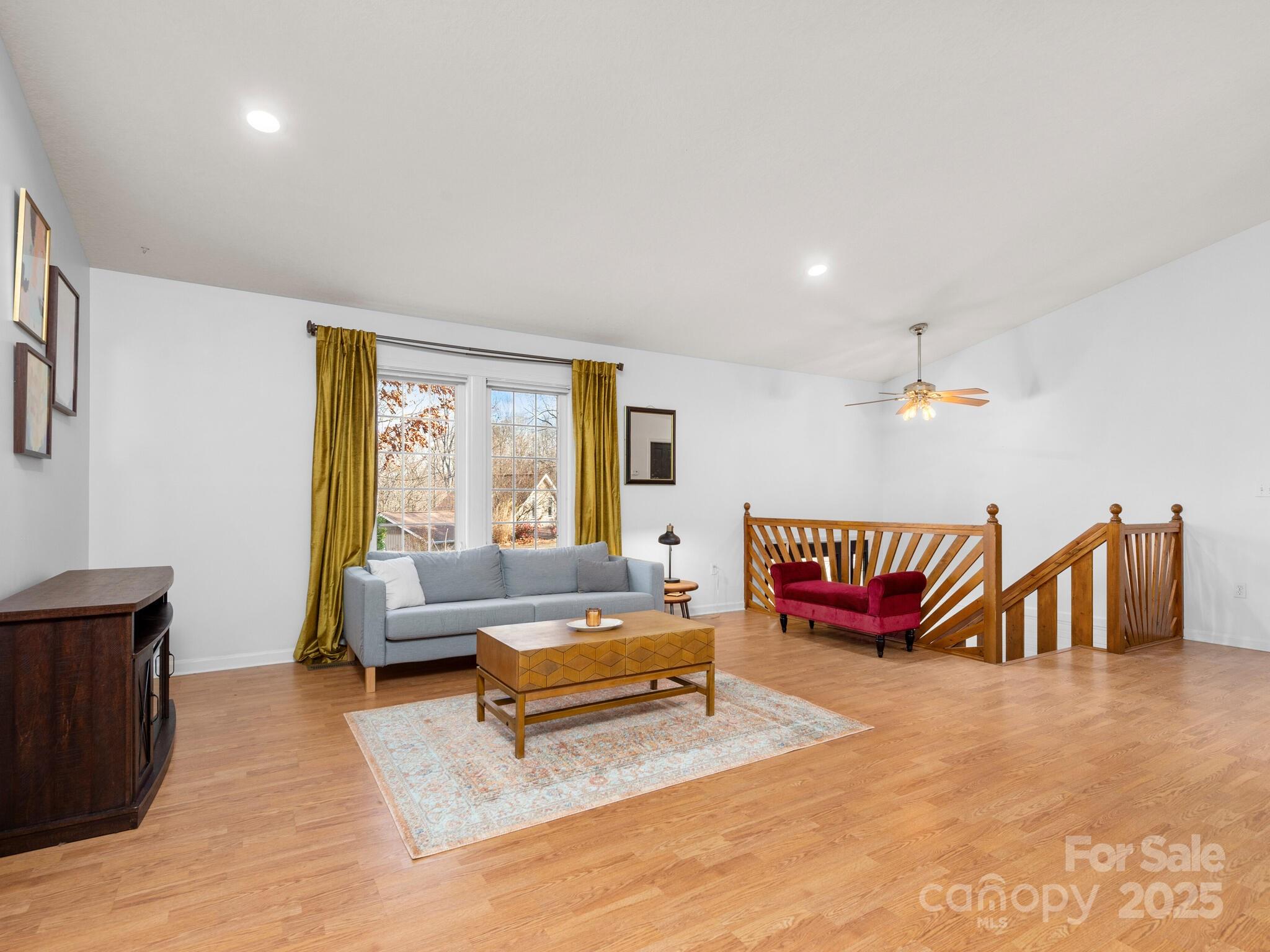 15 Whistle Ridge Road Candler NC 28715