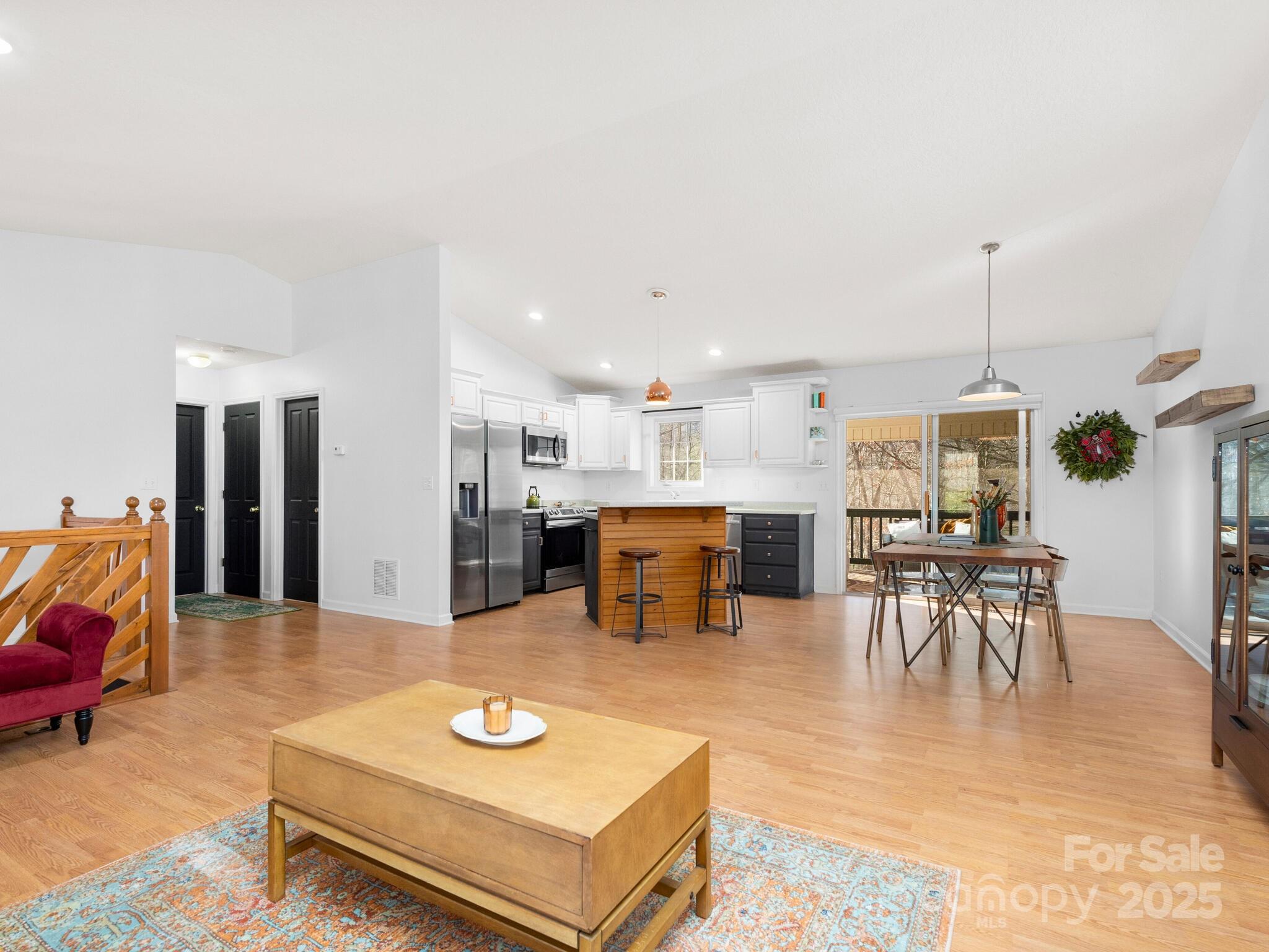 15 Whistle Ridge Road Candler NC 28715