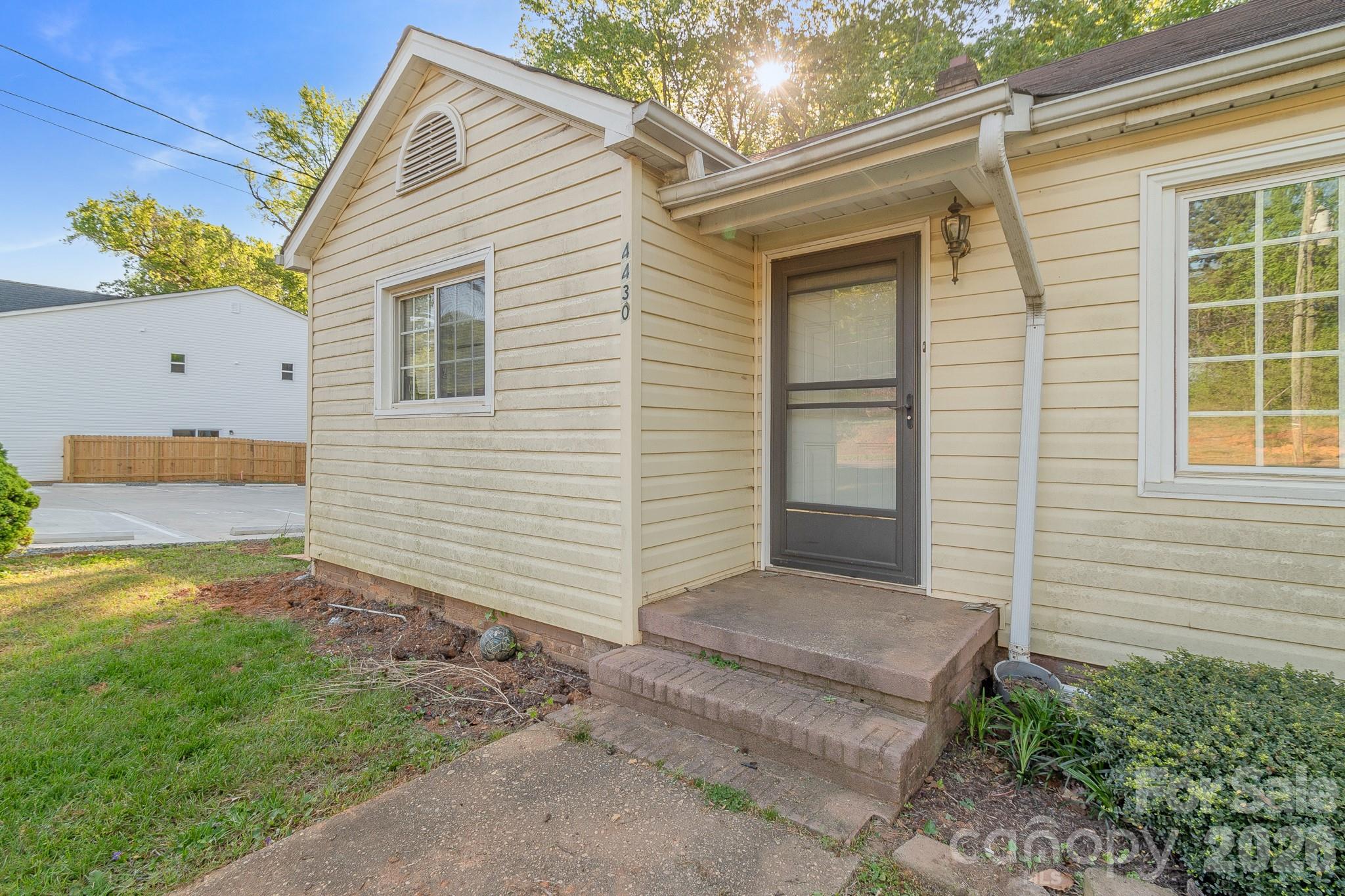 4430 W Tyvola Road Charlotte NC 28208