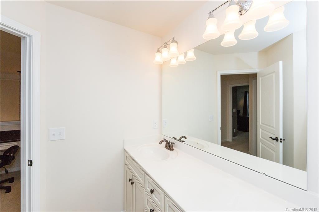 1839 Royal Gorge Avenue Charlotte NC 28210