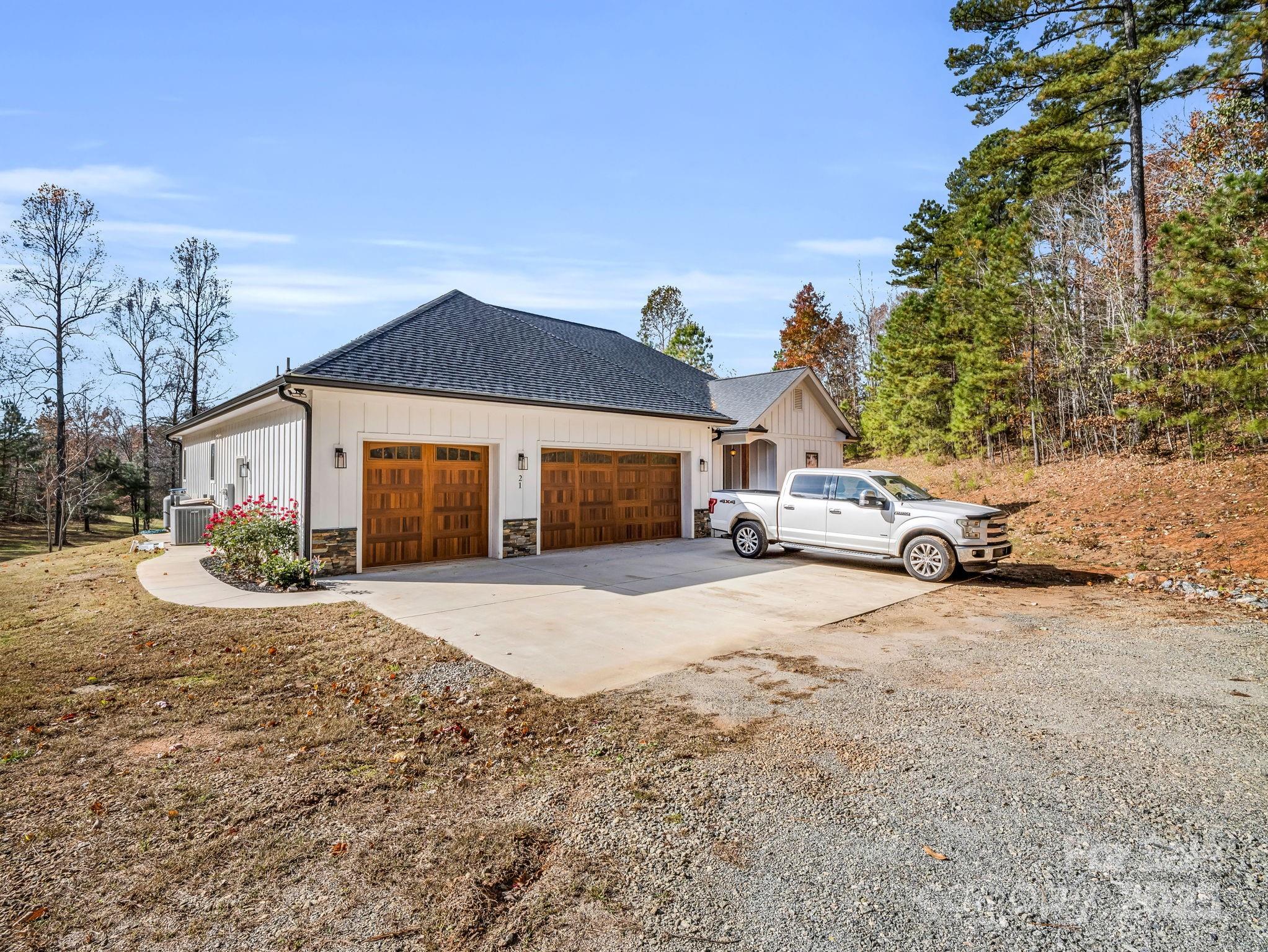 21 Rock Ridge Road Mill Spring NC 28756