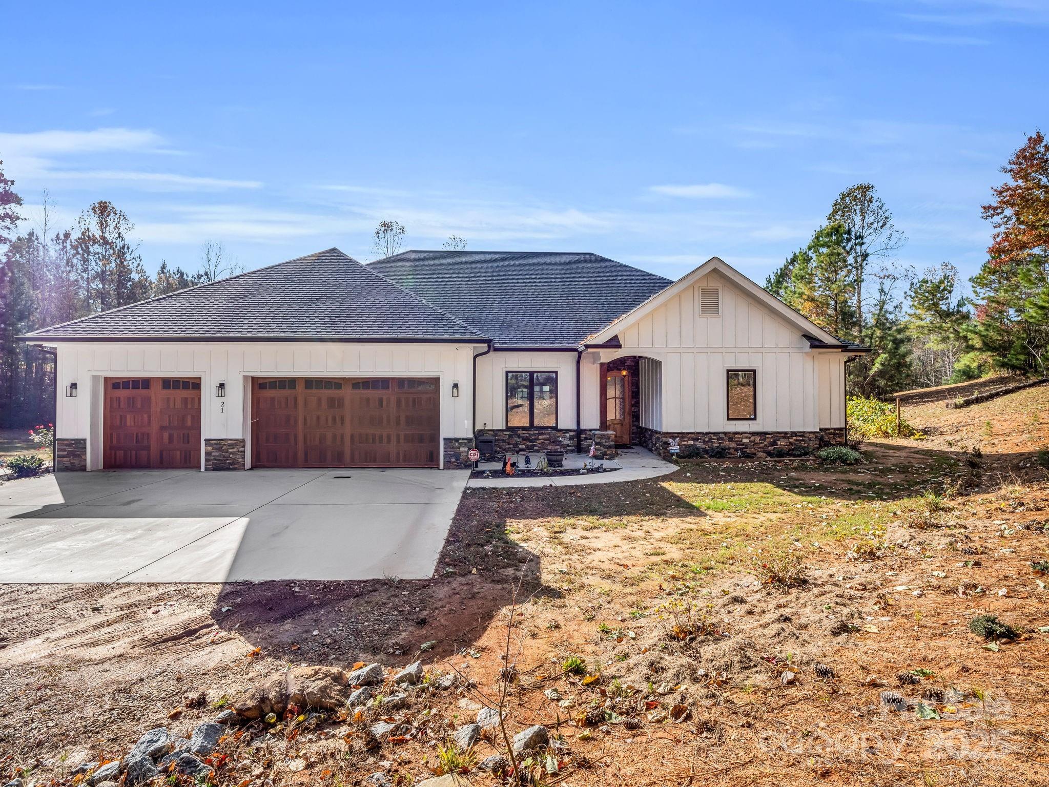 21 Rock Ridge Road Mill Spring NC 28756