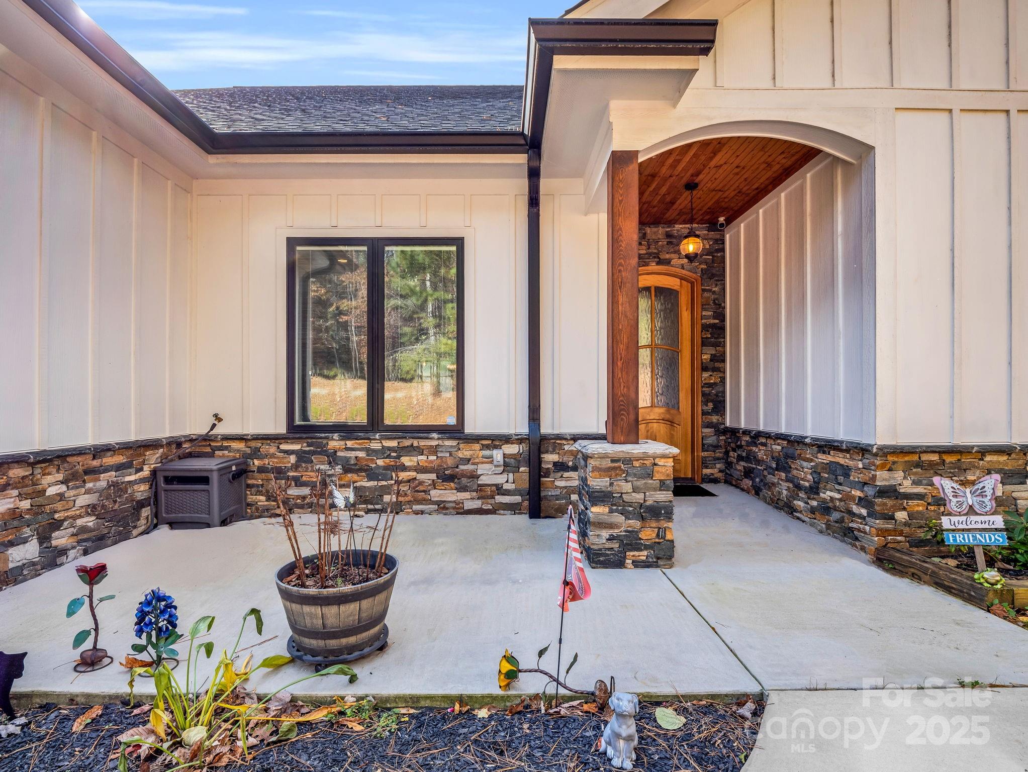 21 Rock Ridge Road Mill Spring NC 28756