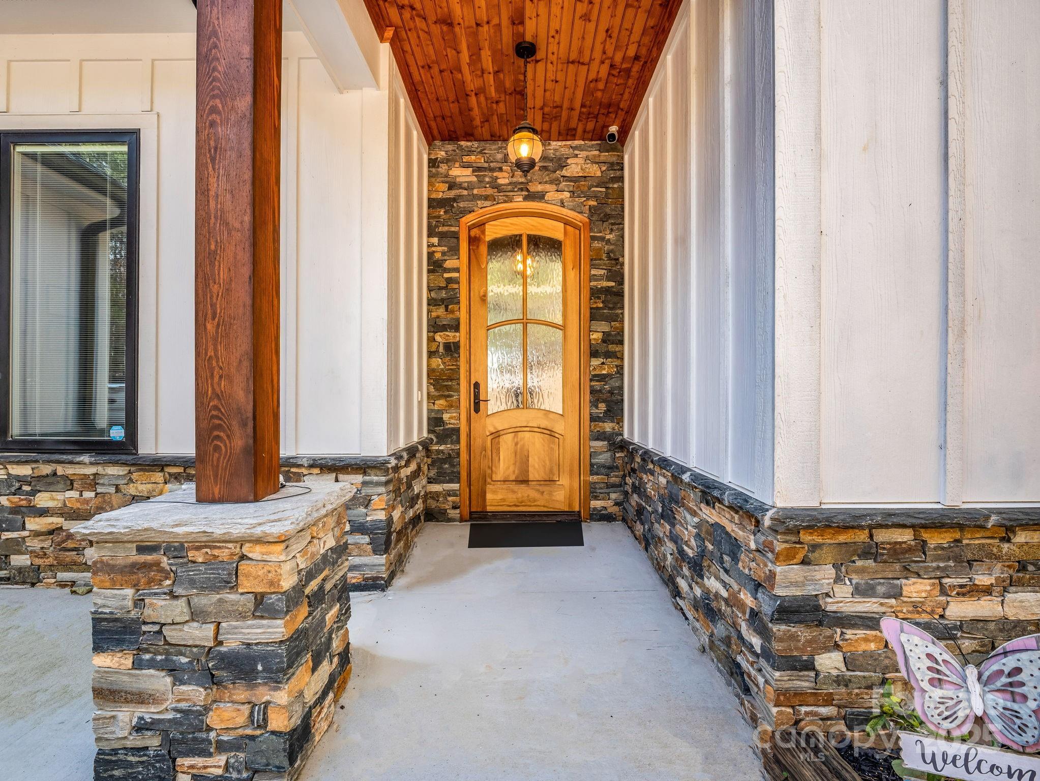 21 Rock Ridge Road Mill Spring NC 28756