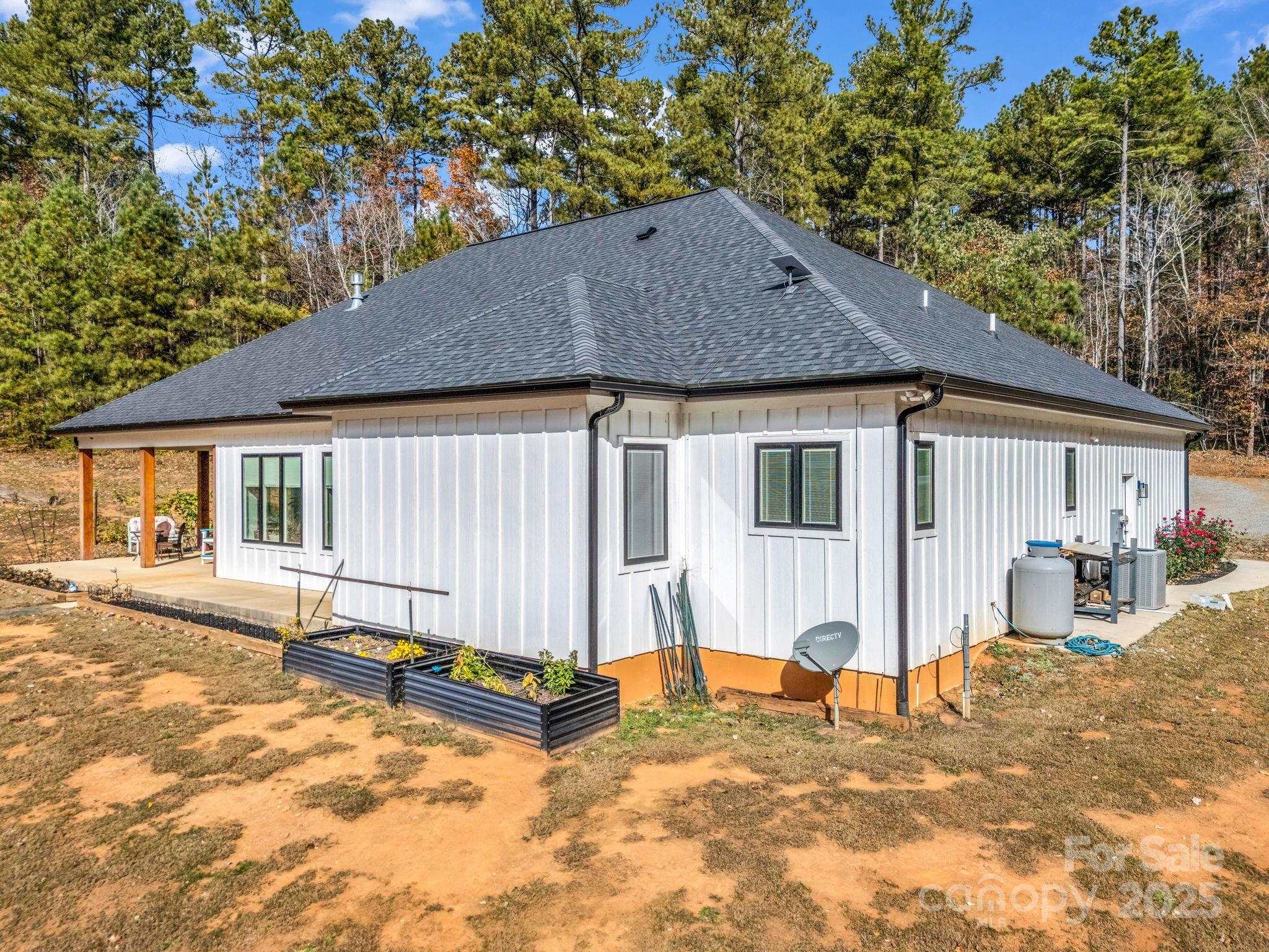 21 Rock Ridge Road Mill Spring NC 28756