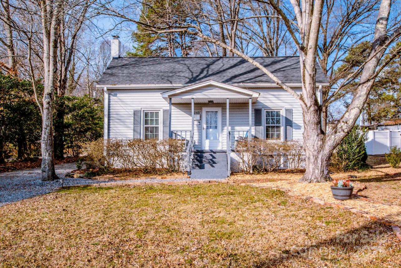 243 E Catawba Avenue Mooresville NC 28115