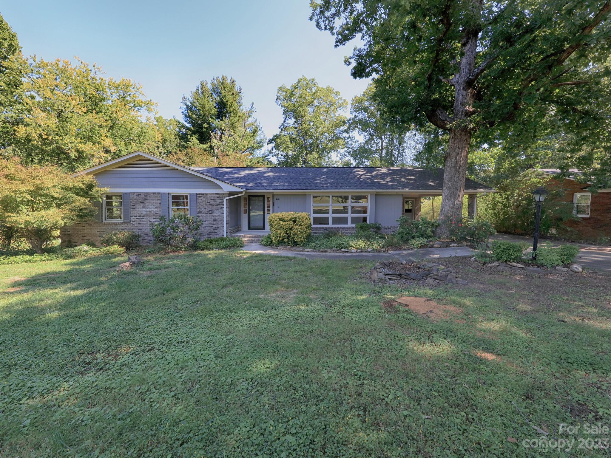 611 Greenway Drive Statesville NC 28677