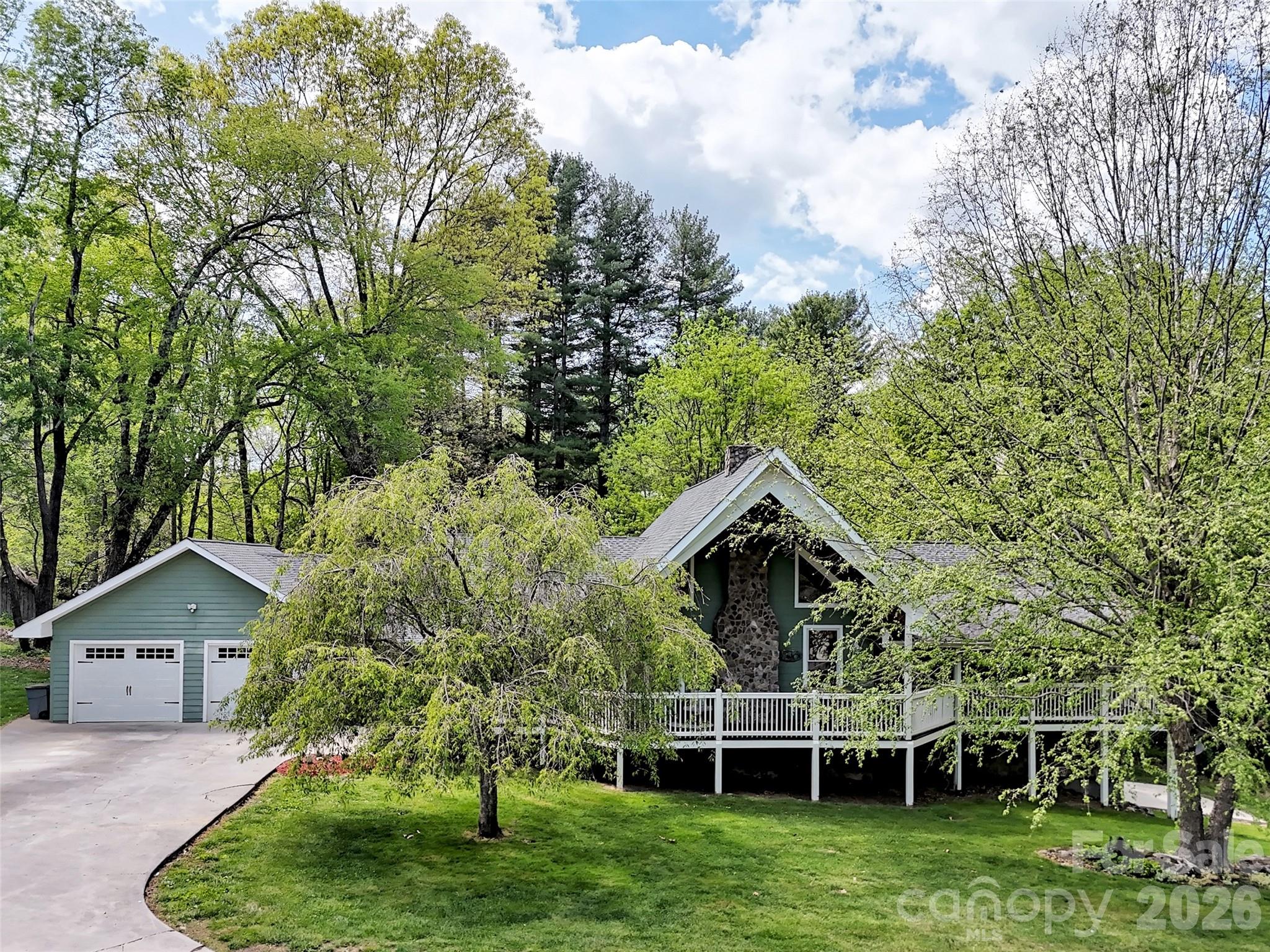 129 Hooper Haven Drive Waynesville NC 28786