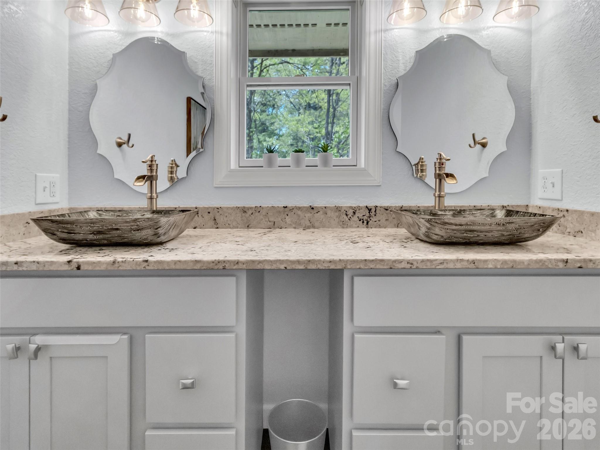 129 Hooper Haven Drive Waynesville NC 28786