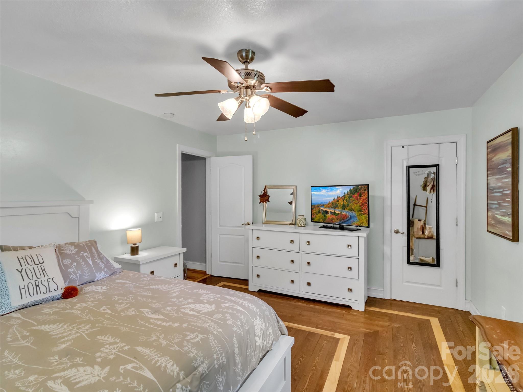 129 Hooper Haven Drive Waynesville NC 28786