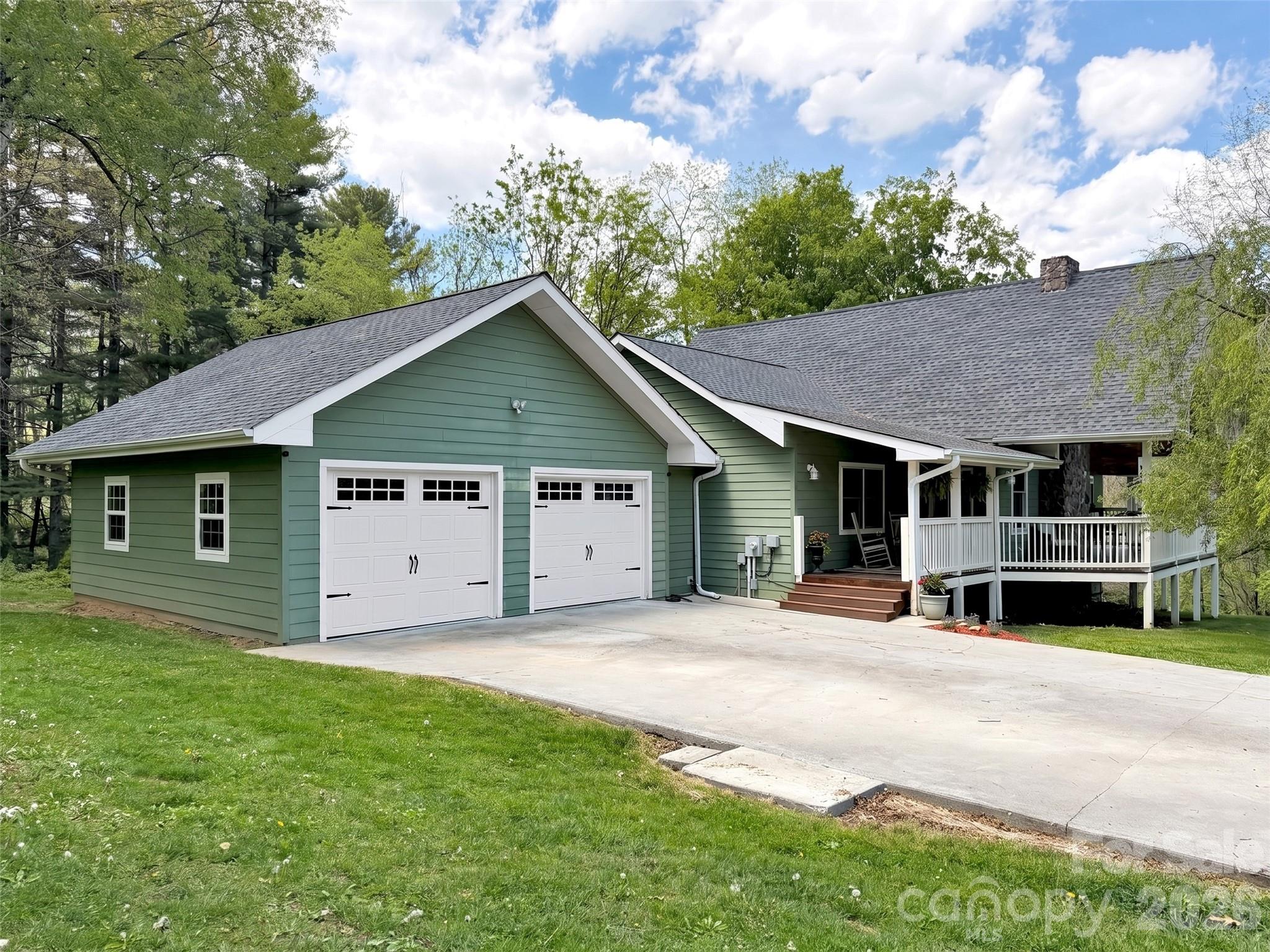 129 Hooper Haven Drive Waynesville NC 28786