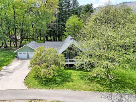 129 Hooper Haven Drive Waynesville NC 28786