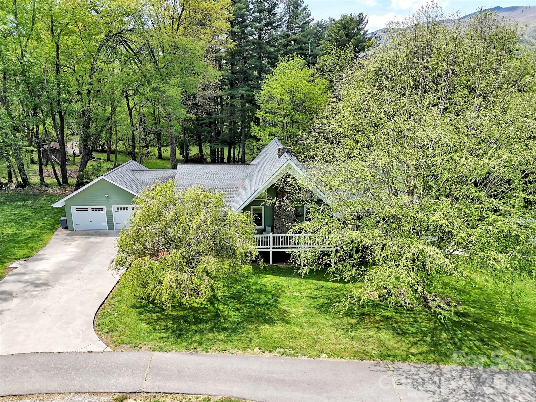 129 Hooper Haven Drive Waynesville NC 28786